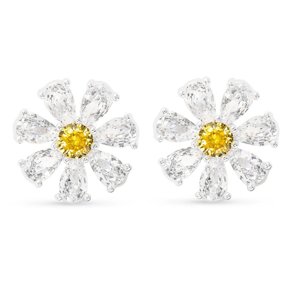Silver Daisy Stud Earrings | Amanda Blu